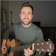 Profesor de guitarra española/acústica/eléctrica imparte clases de iniciación TODAS las EDADES